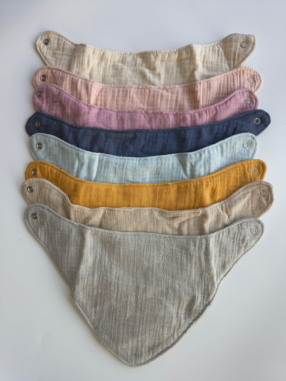 Pack of 3 pieces 99 rs - 4 Layer muslin Bibs