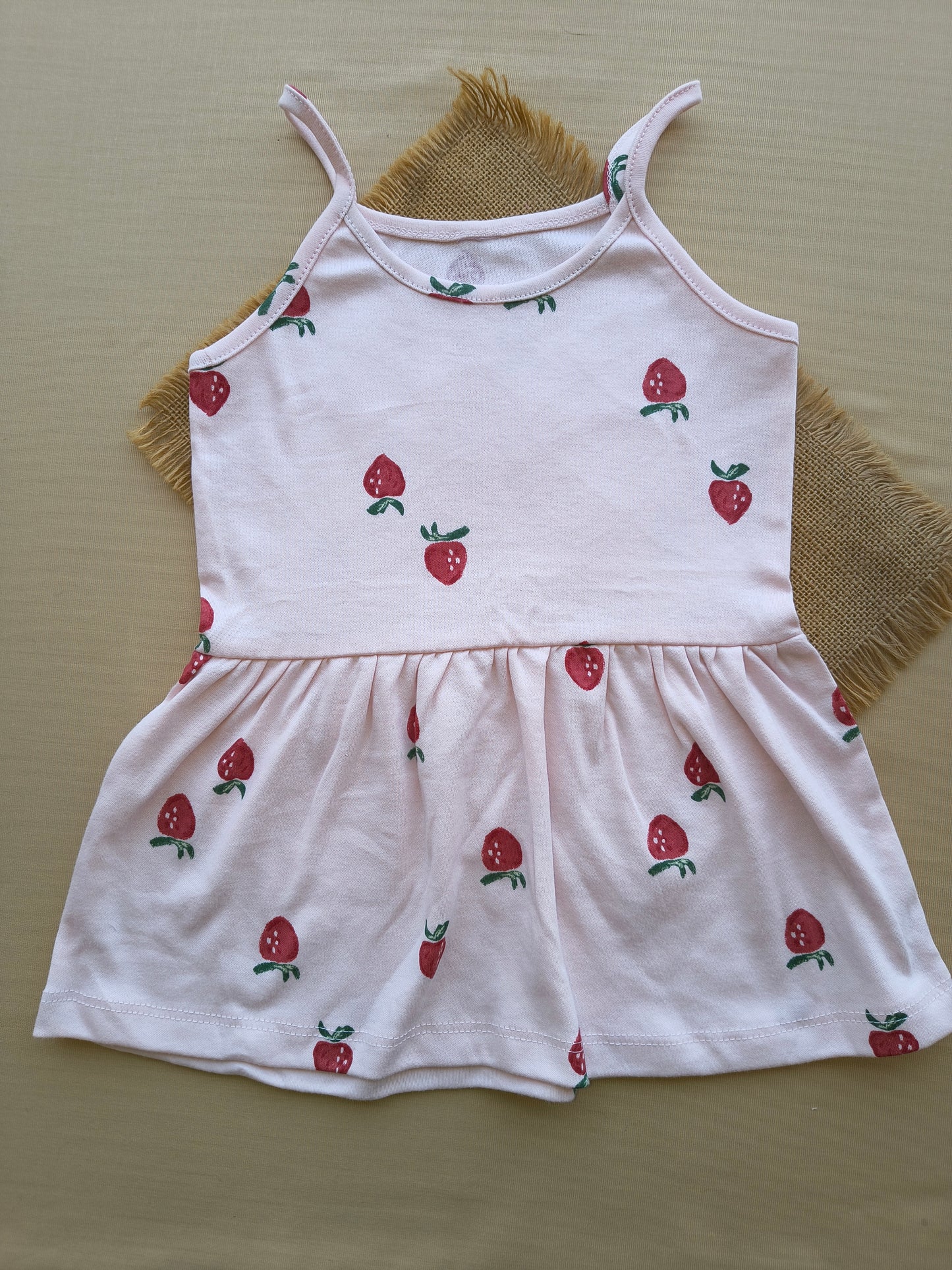 Strawberry 🍓 spaghetti Frock