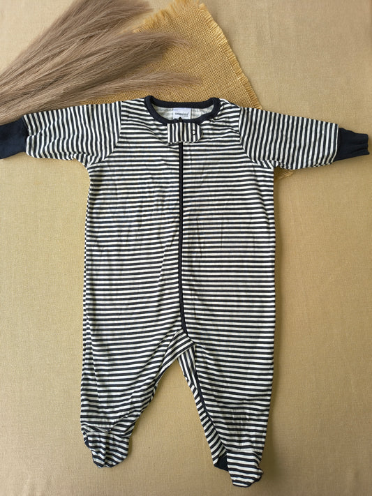 Jumpsuits/ sleepsuits