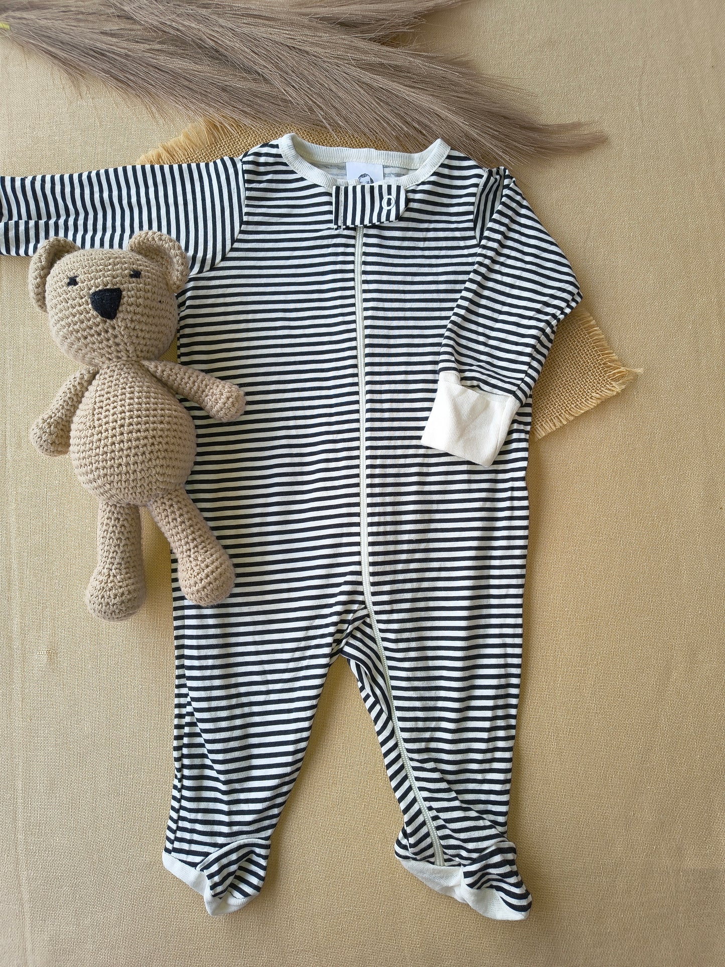 Jumpsuits/sleepsuits