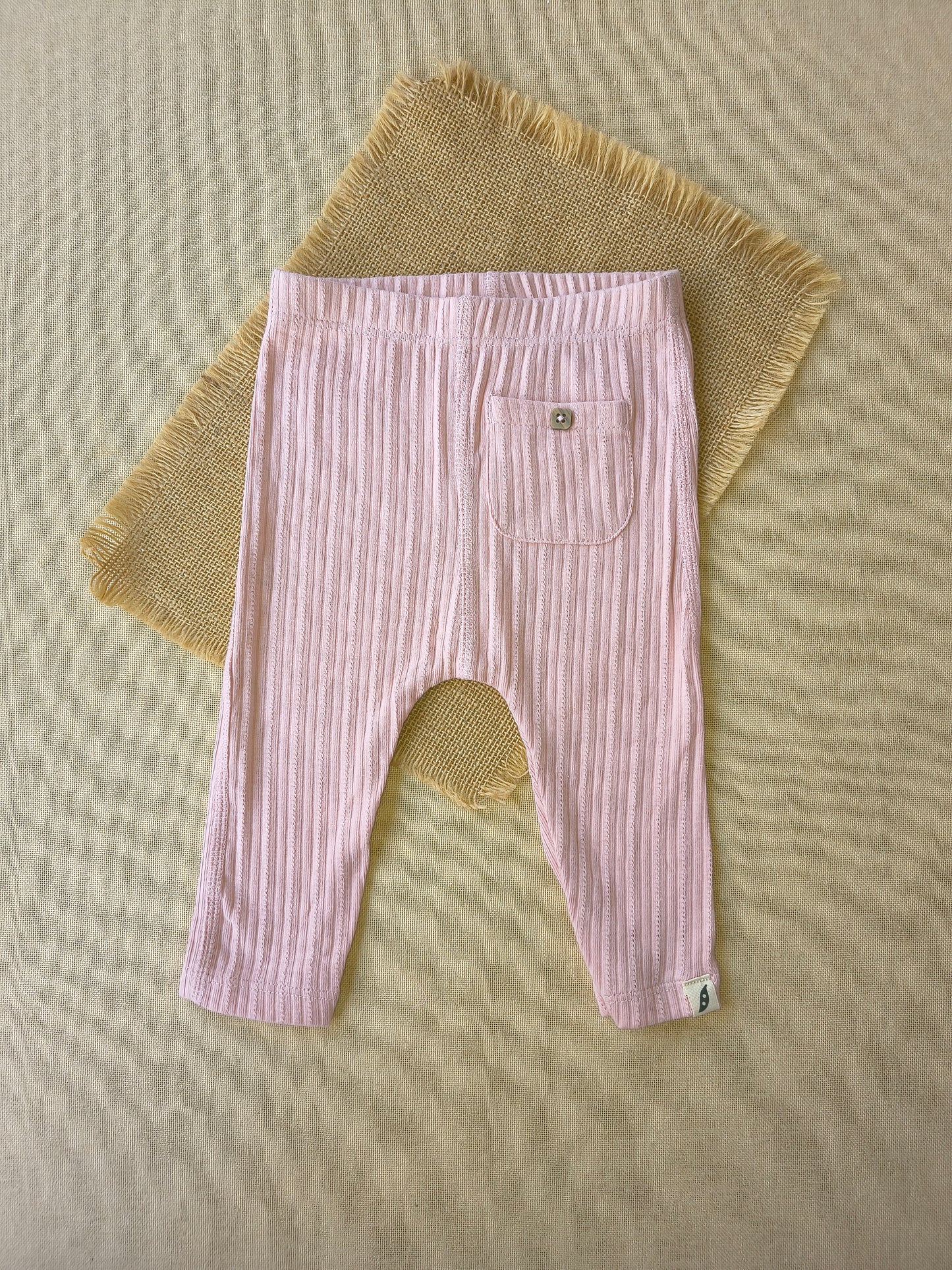 Ribbed pants