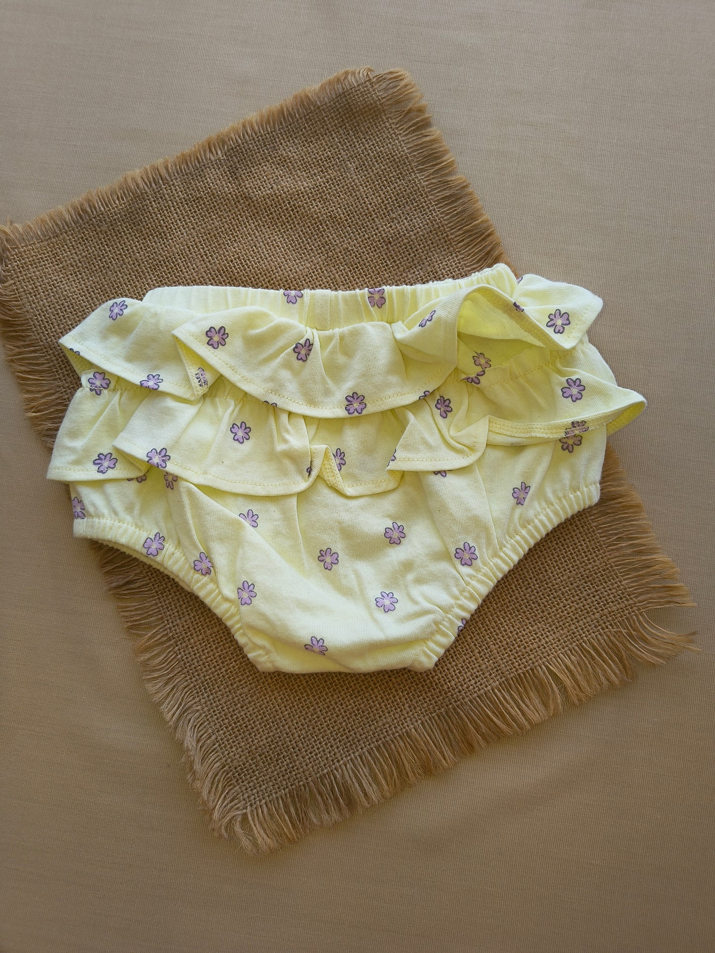 Yellow bloomers