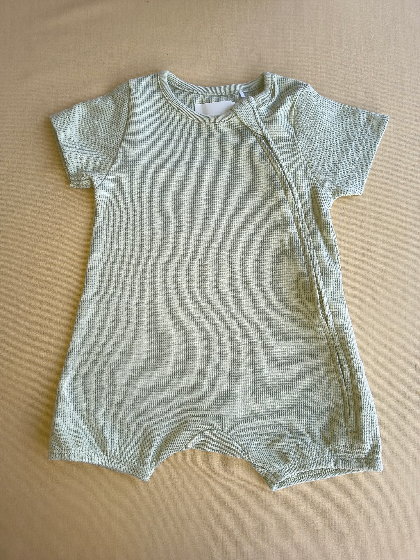 Pistachio premium romper