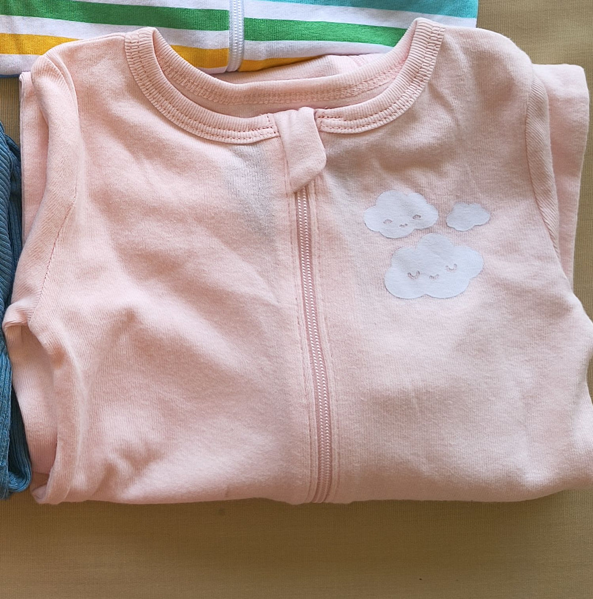 0 to 3 months foot open suits