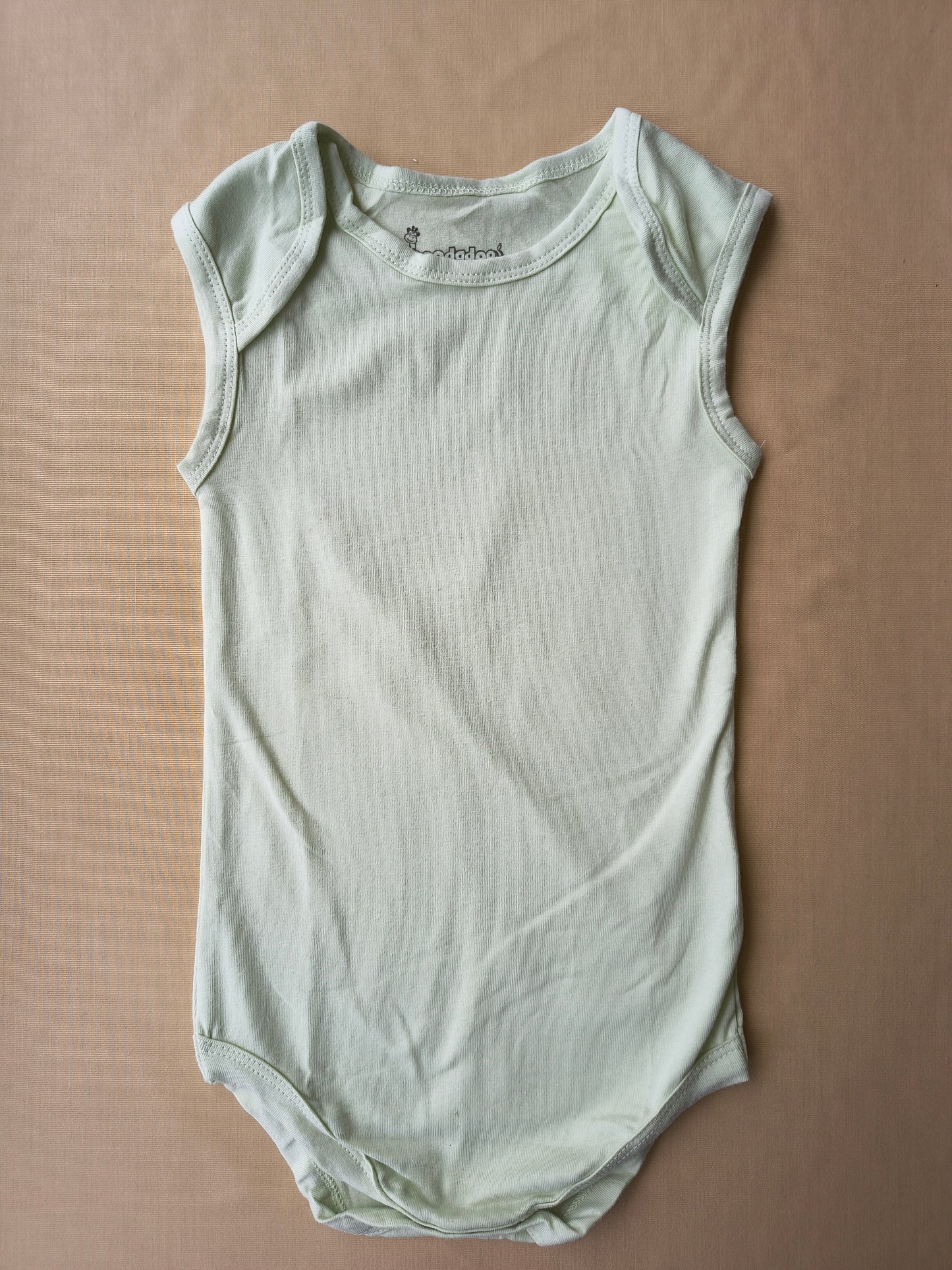 Pista Snugly bodysuit